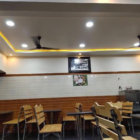 Shri Vasant Lodge Hubballi-Dharwar Zewnętrze zdjęcie